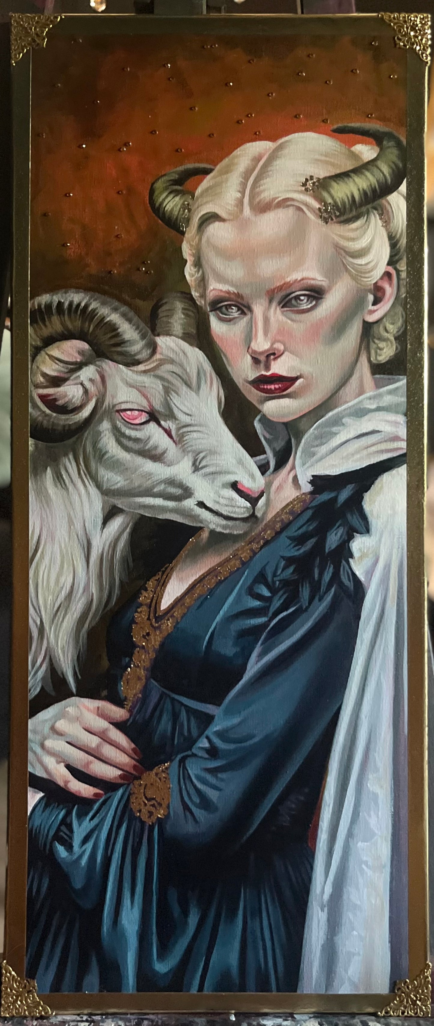Sacerdotisa en compañía-Retrato Mitológico y Arte de Fantasía Oscura