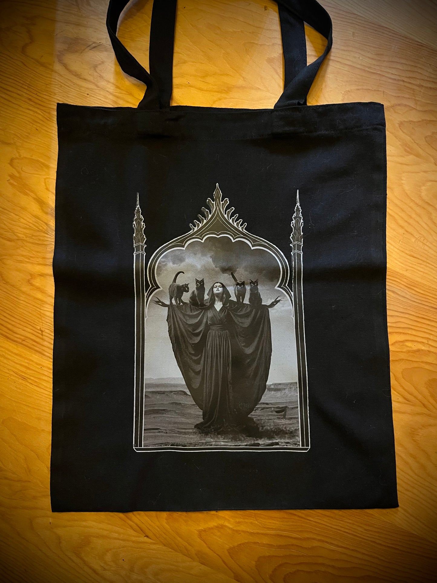 Tote Bag "La Guardiana de Gatos"