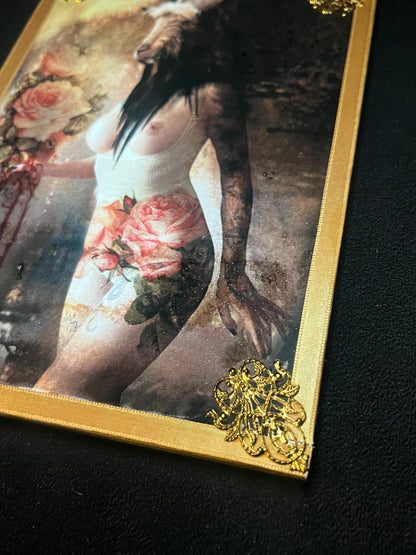 Fotocollage Gótico, con Marco Ornamentado