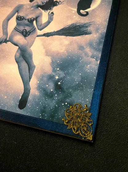 Photocollage artístico sobre madera – Edición firmada Brujas